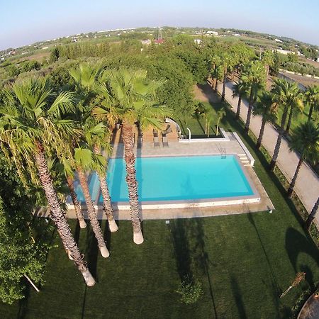 Parco Degli Aranci Bed & Breakfast Cutrofiano Luaran gambar