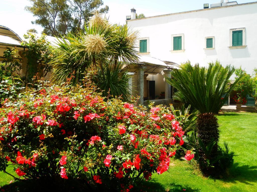 Parco Degli Aranci Bed & Breakfast Cutrofiano Luaran gambar